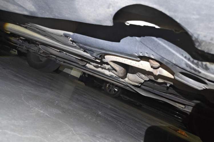 Used Volvo XC60 2013 T5 Comfort Edition Chassis Rear Left