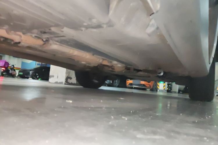 Used Volvo XC60 2013 T6 AWD Comfort Edition Chassis Rear Right
