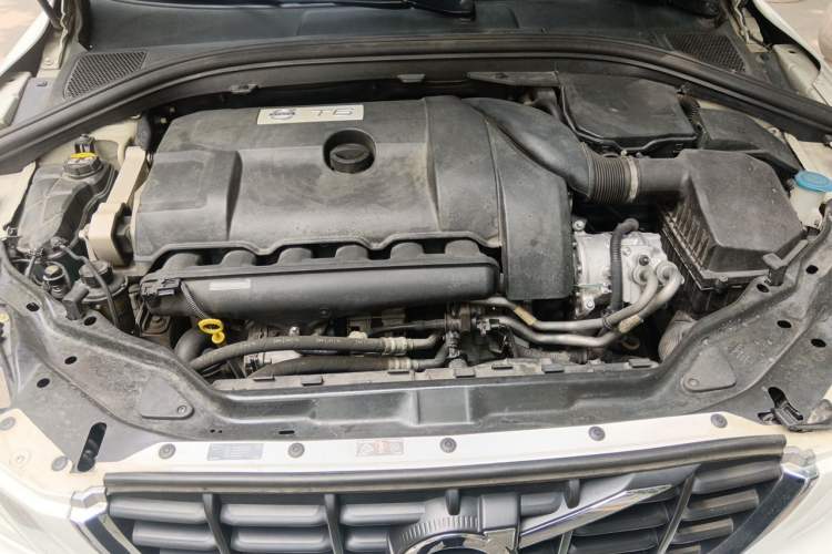Used Volvo XC60 2013 T6 AWD Comfort Edition Engine Bay