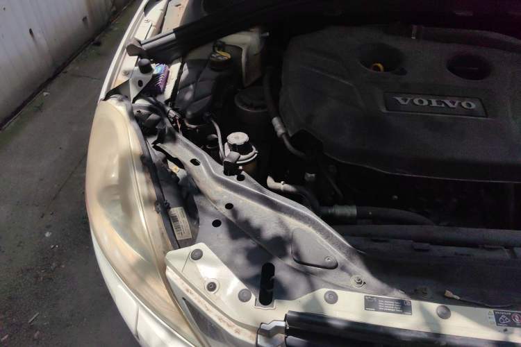 Used Volvo XC60 2013 T5 Zhiya Edition Engine Bay Right