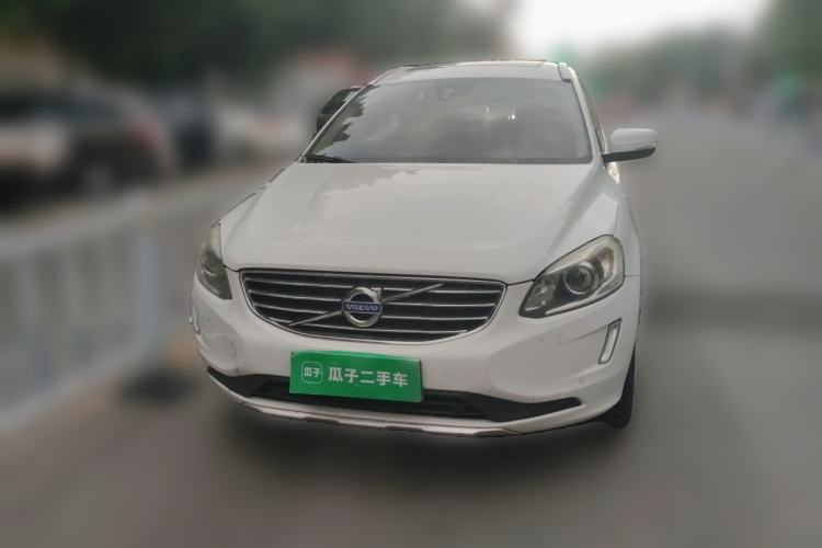 Used Volvo XC60  Front