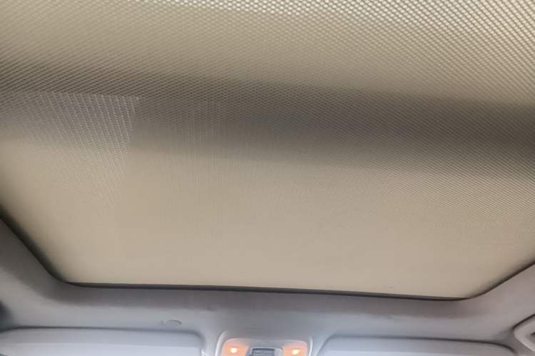 Used Volvo XC60 2013 T5 Prestige Edition Headliner