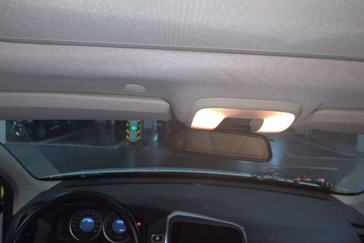 Used Volvo XC60 2013 T6 AWD Comfort Edition Headliner