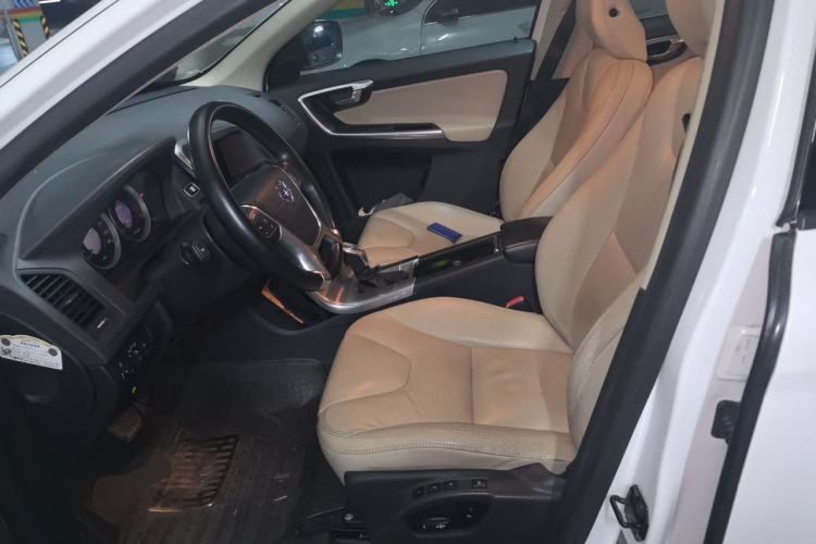 Used Volvo XC60 2013 T6 AWD Comfort Edition Left Front Seat