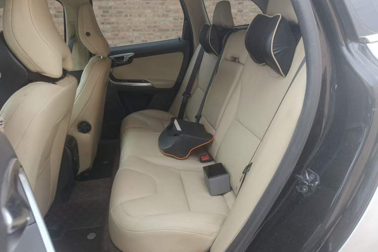 Used Volvo XC60 2013 T5 Comfort Edition Left Rear Seat