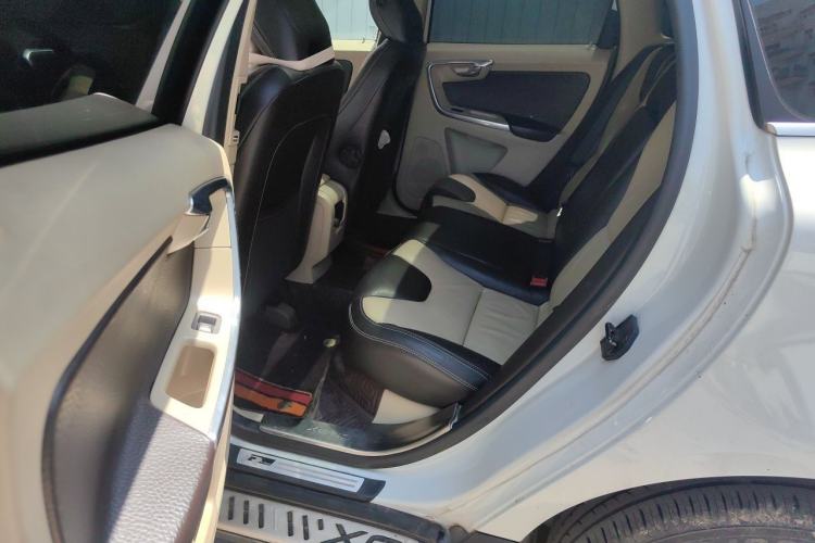 Used Volvo XC60 2013 T5 Zhiya Edition Left Rear Seat