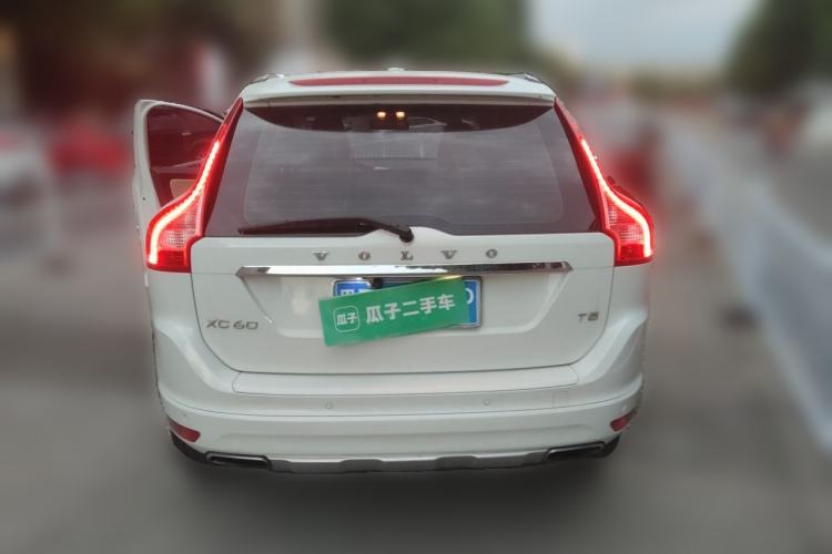 Used Volvo XC60  Rear