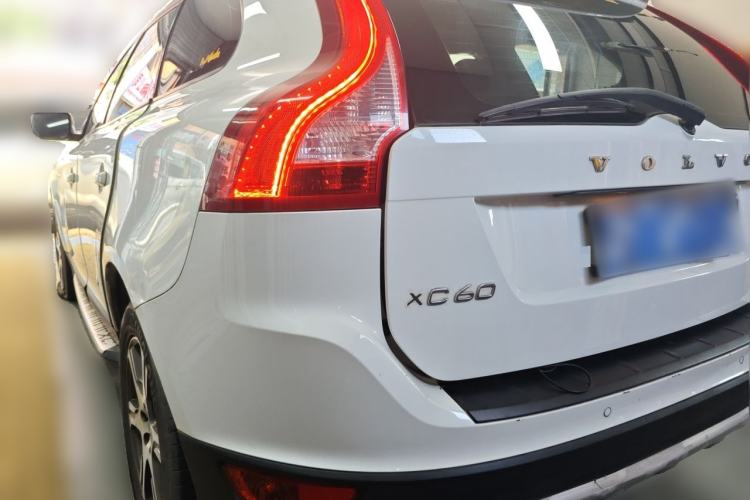 Used Volvo XC60 2013 T5 Comfort Edition Rear Left 45 Deg