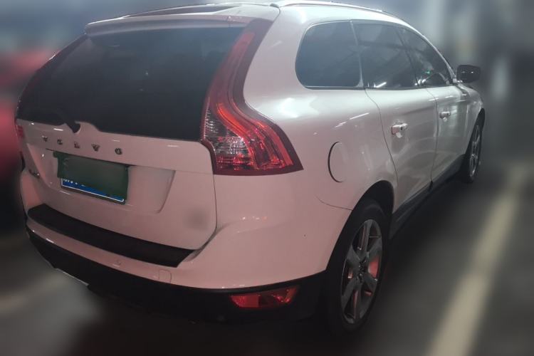 Used Volvo XC60 2013 T6 AWD Comfort Edition Rear Right 45 Deg
