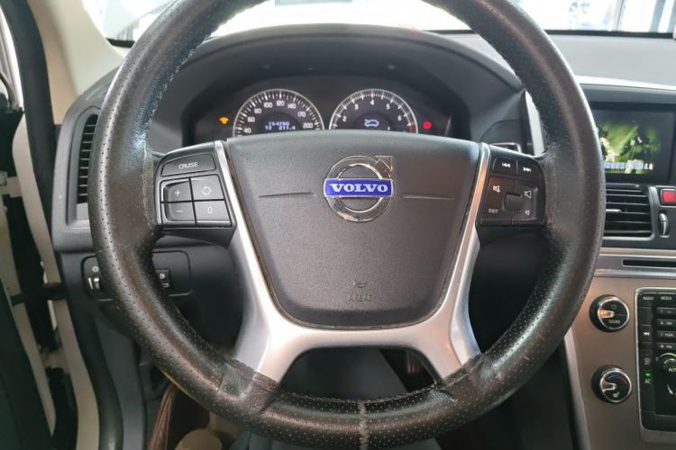 Used Volvo XC60 2013 T5 Comfort Edition Steering Wheel
