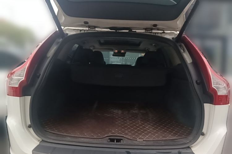 Used Volvo XC60 2013 T5 Prestige Edition Trunk
