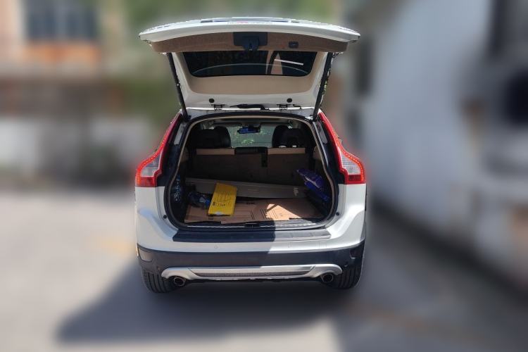 Used Volvo XC60 2013 T5 Zhiya Edition Trunk