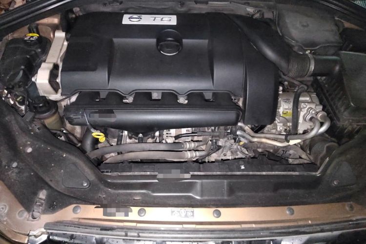 Used Volvo XC60 2013 T6 AWD Comfort Edition Engine Bay