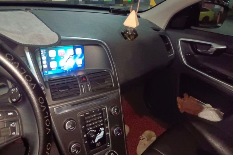 Used Volvo XC60 2014 T5 Zhiyi Edition Audio And AC Panel