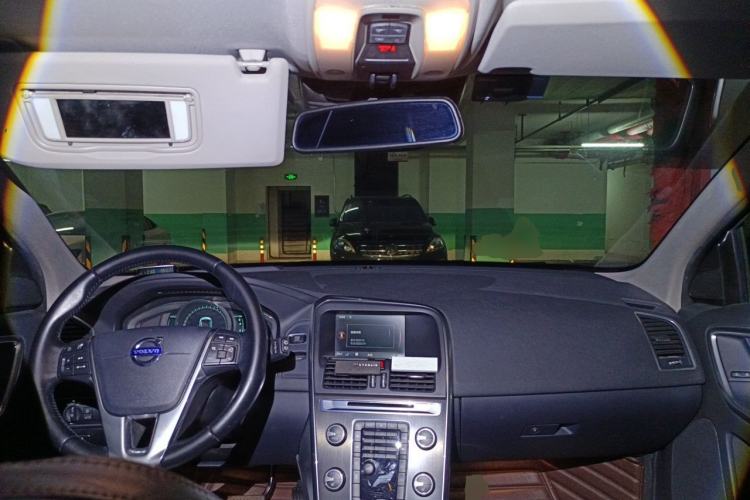 Used Volvo XC60 2014 T5 Zhiya Edition Center Console