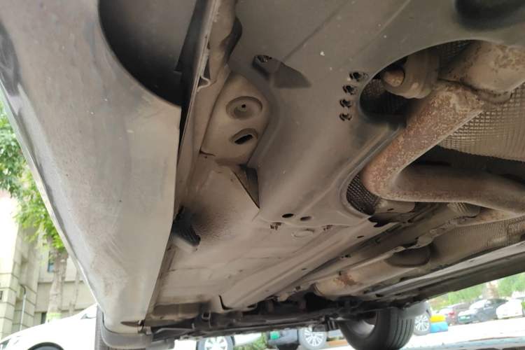 Used Volvo XC60 2014 Facelift T5 Zhiyi Edition Chassis Rear Left