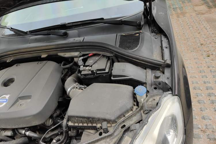 Used Volvo XC60 2014 Facelift T5 Zhiyi Edition Engine Bay Left