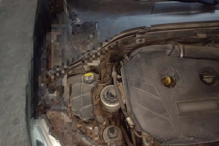 Used Volvo XC60 2014 T5 Zhiyi Edition Engine Bay Right