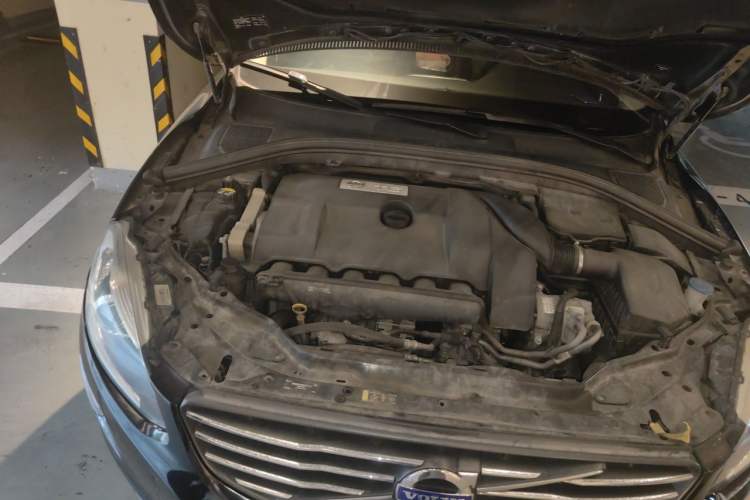 Used Volvo XC60 2014 T6 Zhiyi Edition Engine Bay Right