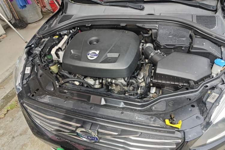 Used Volvo XC60 2014 Facelift T5 Zhiyi Edition Engine Bay