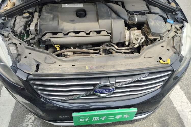 Used Volvo XC60 2014 T6 Zhiyi Edition Engine Bay