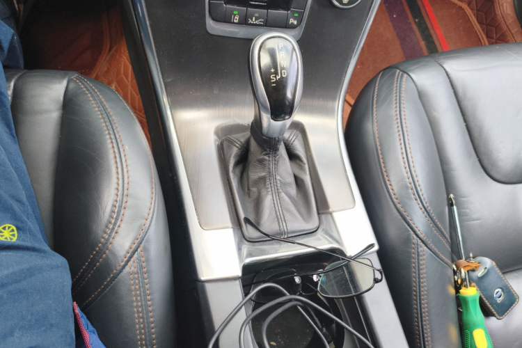 Used Volvo XC60 2014 T5 Zhiya Edition Gear Lever