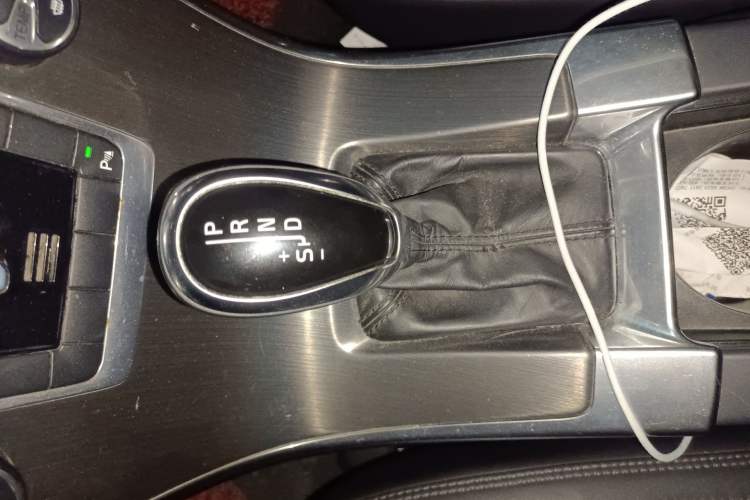 Used Volvo XC60 2014 T5 Zhiyi Edition Gear Lever