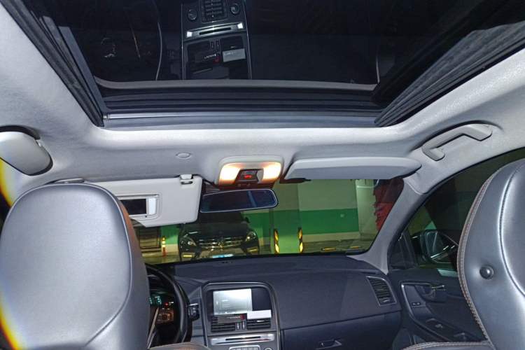 Used Volvo XC60 2014 T5 Zhiya Edition Headliner