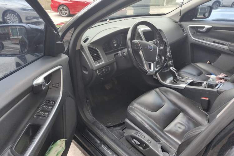 Used Volvo XC60 2014 T5 Zhiyi Edition Interior 3