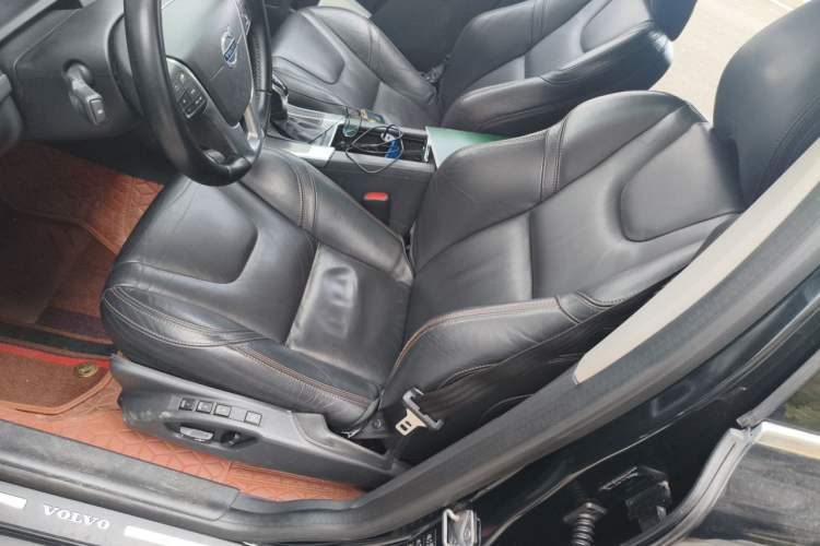 Used Volvo XC60 2014 T5 Zhiya Edition Left Front Seat
