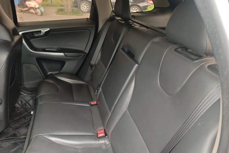 Used Volvo XC60 2014 Facelift T5 Zhiyi Edition Left Rear Seat