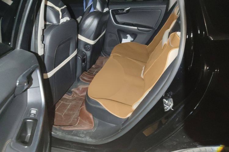 Used Volvo XC60 2014 T6 Zhiyi Edition Left Rear Seat