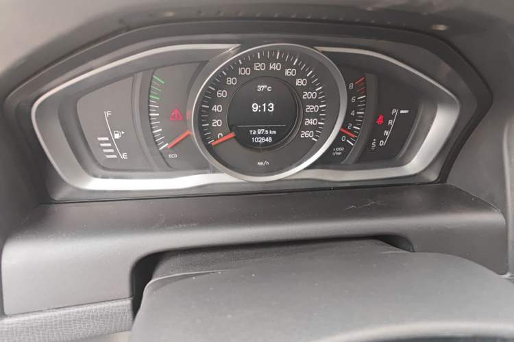 Used Volvo XC60 2014 Facelift T5 Zhiyi Edition Odometer Close Up