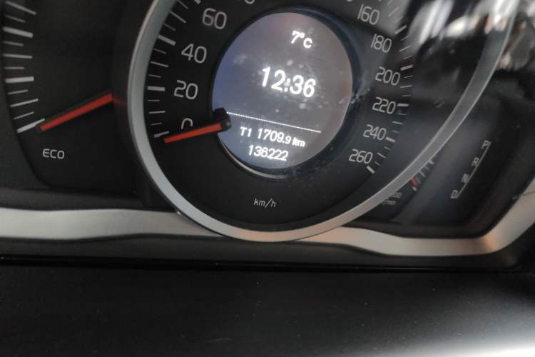 Used Volvo XC60 2014 T5 Zhiyi Edition Odometer Close Up