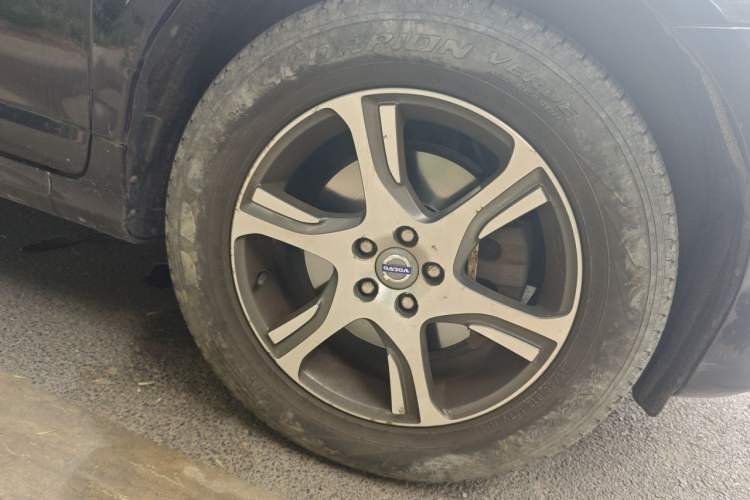 Used Volvo XC60 2014 Facelift T5 Zhiyi Edition Right Front Wheel Hub