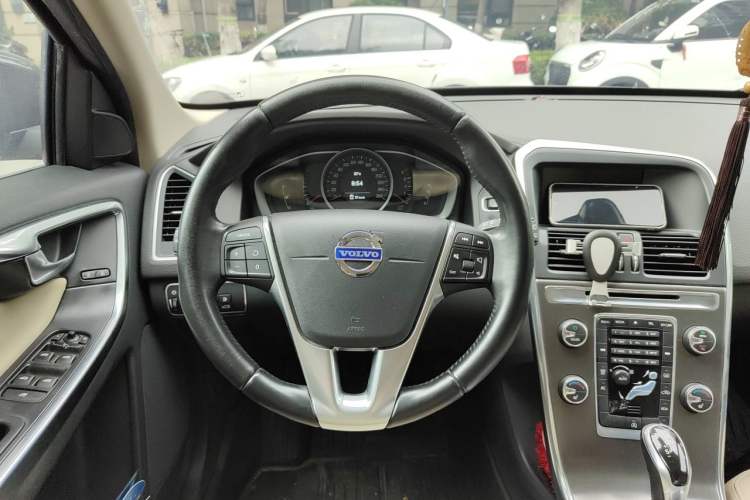 Used Volvo XC60 2014 Facelift T5 Zhiyi Edition Steering Wheel