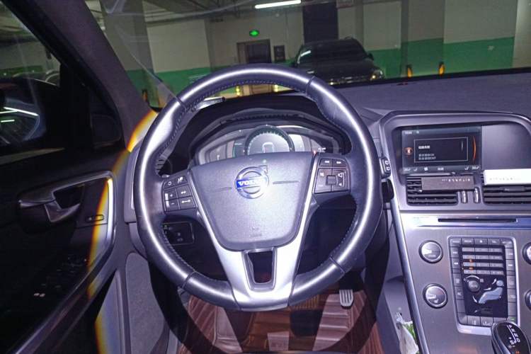 Used Volvo XC60 2014 T5 Zhiya Edition Steering Wheel