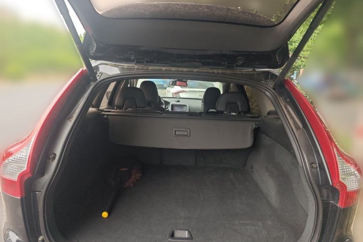 Used Volvo XC60 2014 Facelift T5 Zhiyi Edition Trunk