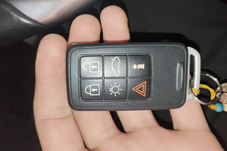 Used Volvo XC60 2014 T6 Zhiyi Edition Vehicle Key