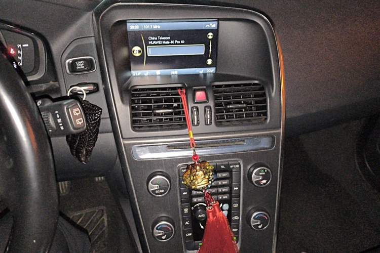 Used Volvo XC60 2014 Facelift T5 Zhiyi Edition Audio And AC Panel