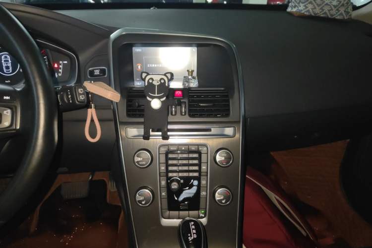 Used Volvo XC60 2014 T5 Zhiyi Edition Audio And AC Panel