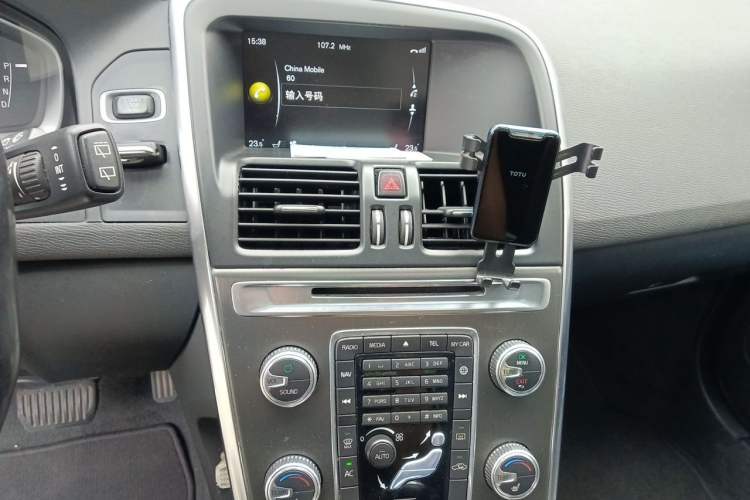 Used Volvo XC60 2014 T5 Zhiyi Edition Audio And AC Panel