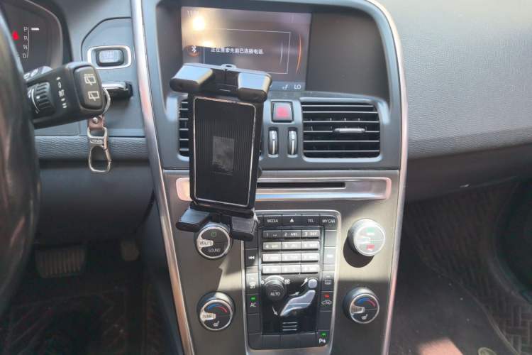Used Volvo XC60 2014 T5 Zhiya Edition Audio And AC Panel