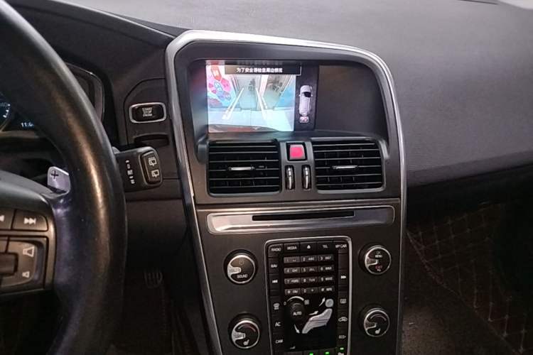 Used Volvo XC60 2014 Restyled T5 Zhiya Edition Audio And AC Panel