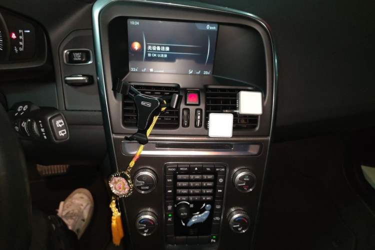 Used Volvo XC60 2014 T5 Zhiyi Edition Audio And AC Panel