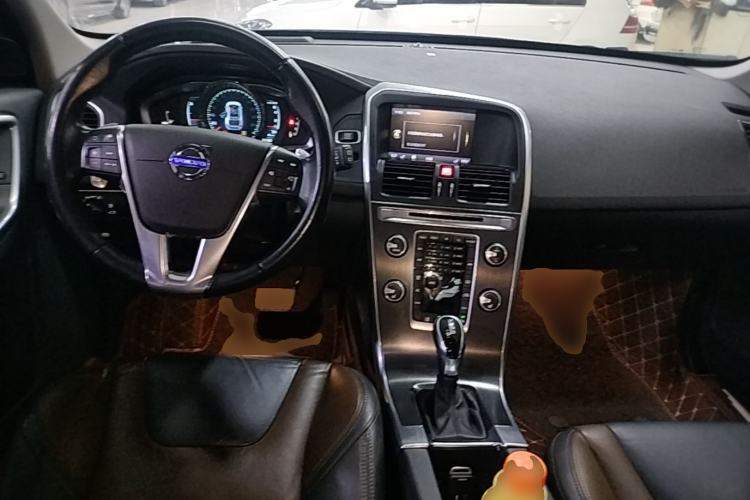 Used Volvo XC60 2014 Restyled T5 Zhiya Edition Center Console