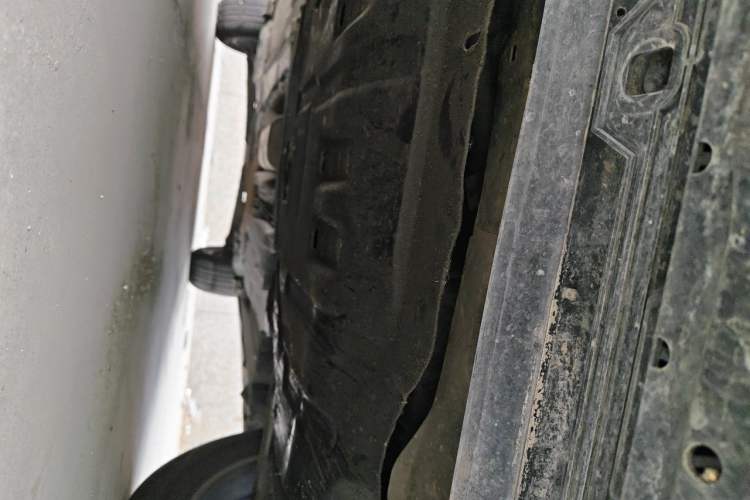Used Volvo XC60 2014 T5 Zhiya Edition Chassis Front