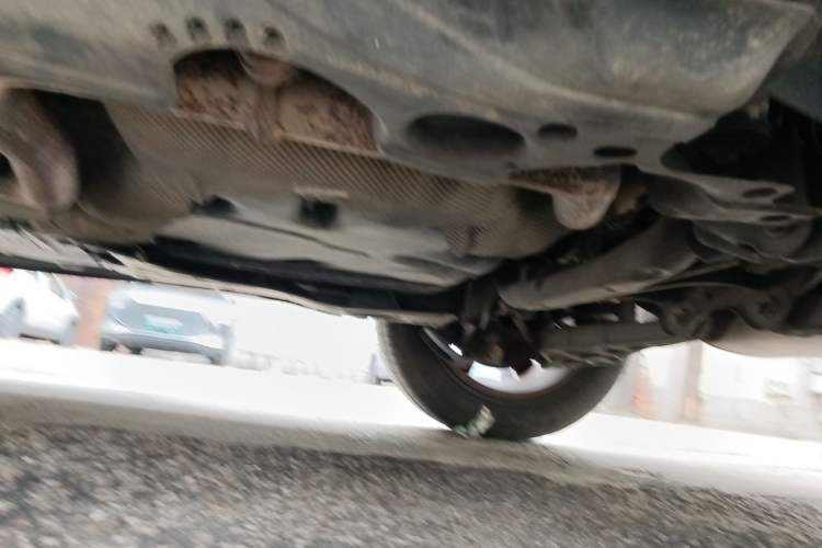 Used Volvo XC60 2014 T5 Zhiyi Edition Chassis Rear Left