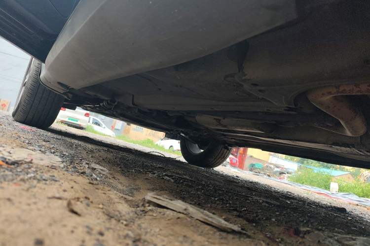 Used Volvo XC60 2014 T5 Zhiya Edition Chassis Rear Left