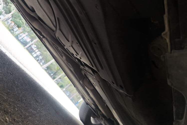 Used Volvo XC60 2014 T5 Zhiya Edition Chassis Rear Right